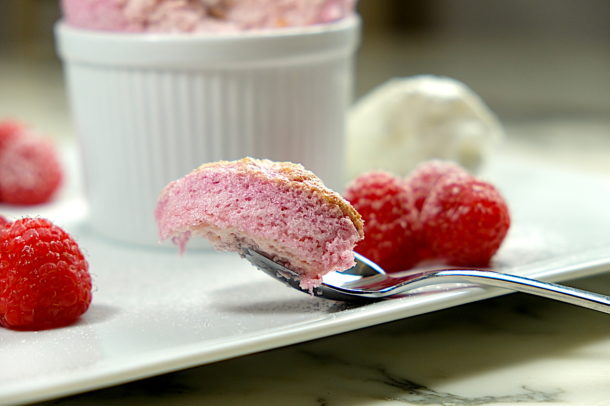 Raspberry souffle