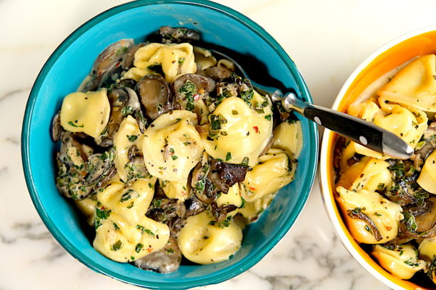 Tortellini with Creamy Spinach Mushroom Sauce